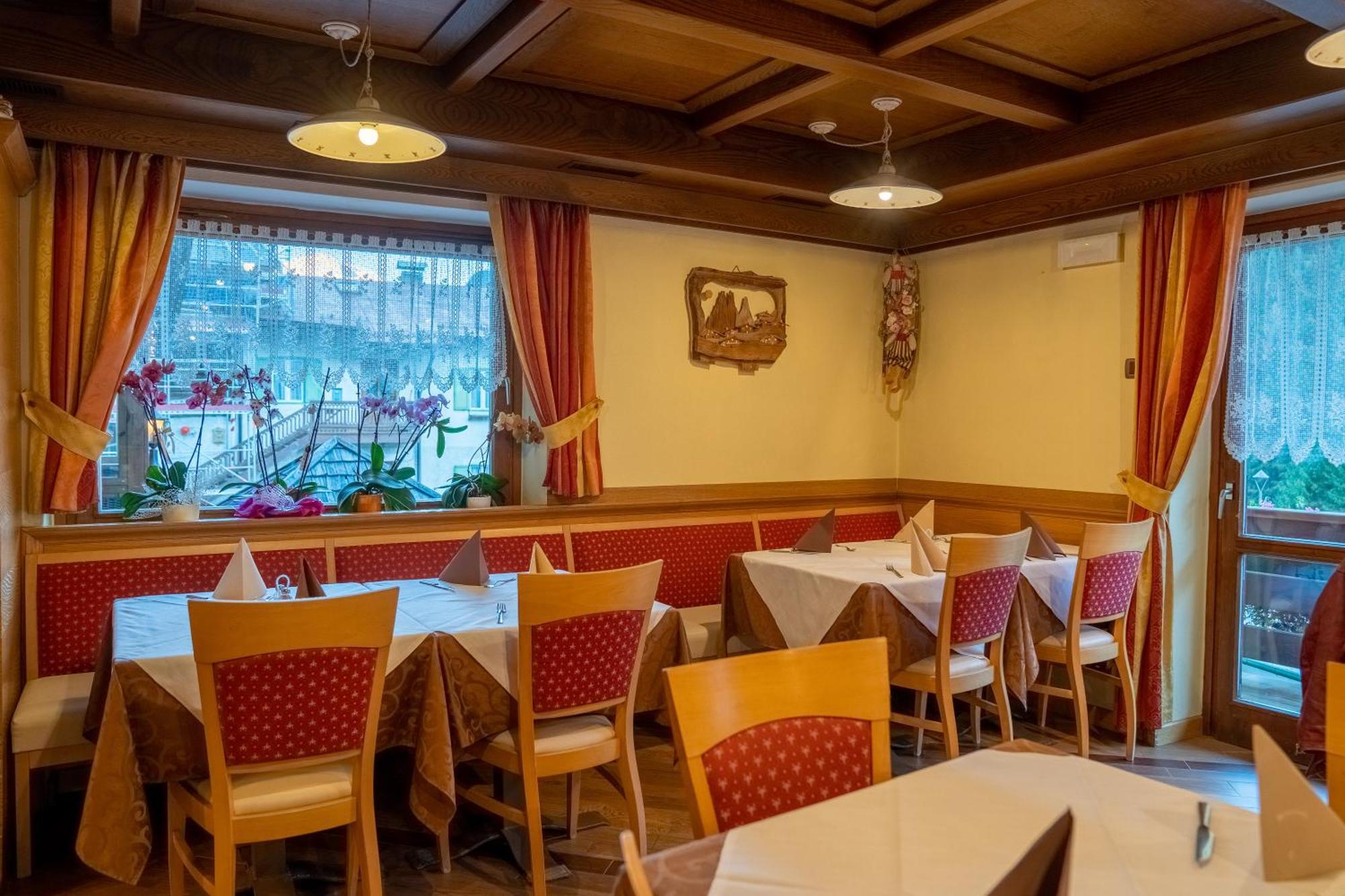 Garni Val Udai Mazzin Exterior foto